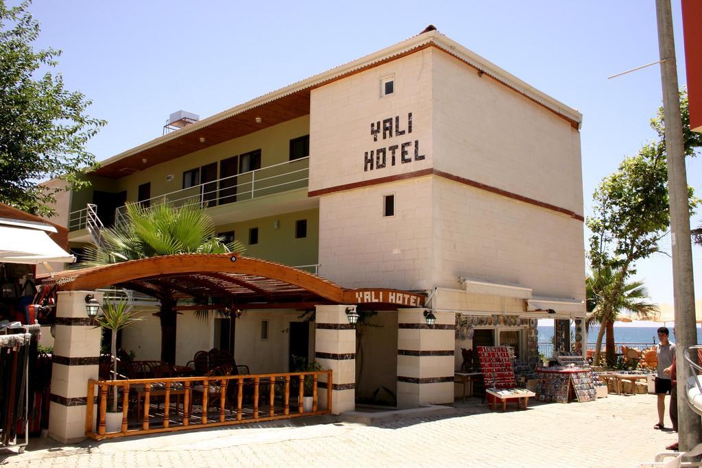 Yali Hotel Side Exteriör bild